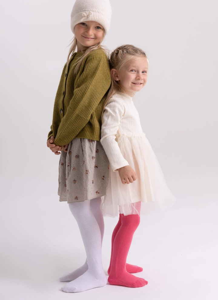 ALL PARTS & COLOURS: Children's tights in a fairy-tale book